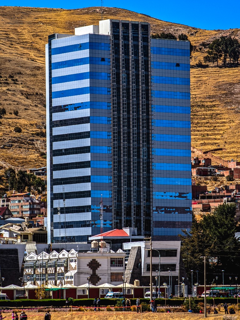 Torre de Cristal & Geometría Andina